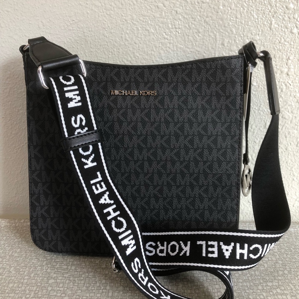 NWT Michael Kors Jet Set Travel Black Crossbody Bag - Picture 7 of 10